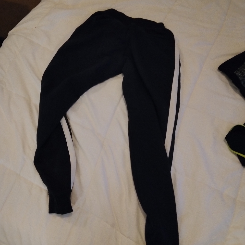 Sweat pants - Picture 2 of 3